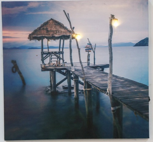 รูปภาพติดผนัง LED รูปสะพานไม้ติดโคมไฟ