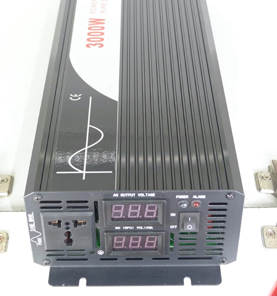 5.อินเวอร์เตอร์ 12v-24v 3000w SWIPOWER (SP-3000L) pure sine wave