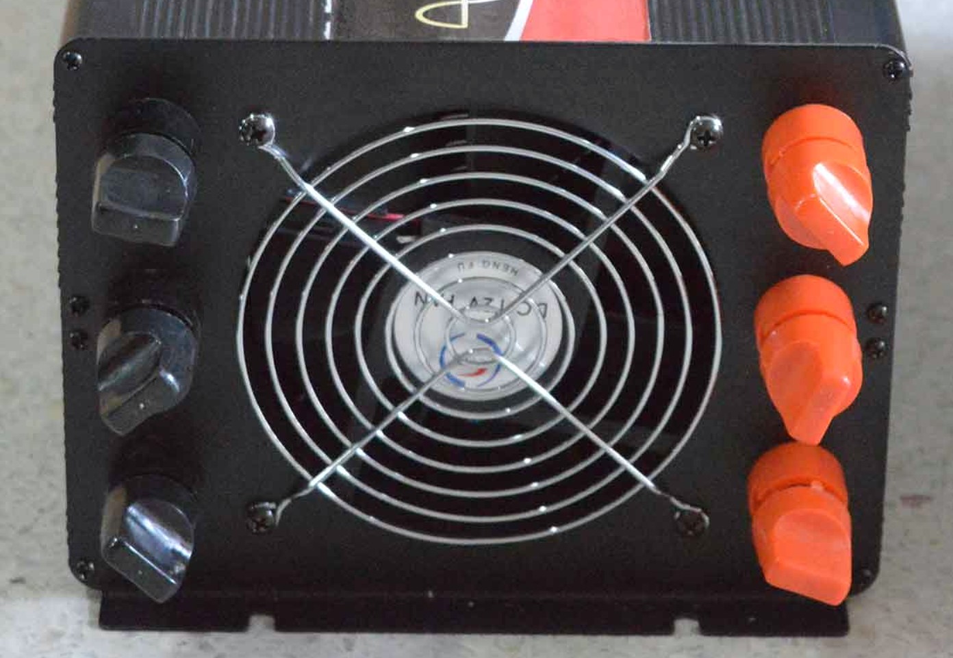 9.อินเวอร์เตอร์ 12v-24v 4000w ZB (ZB-4000-S) PURE SINE WAVE