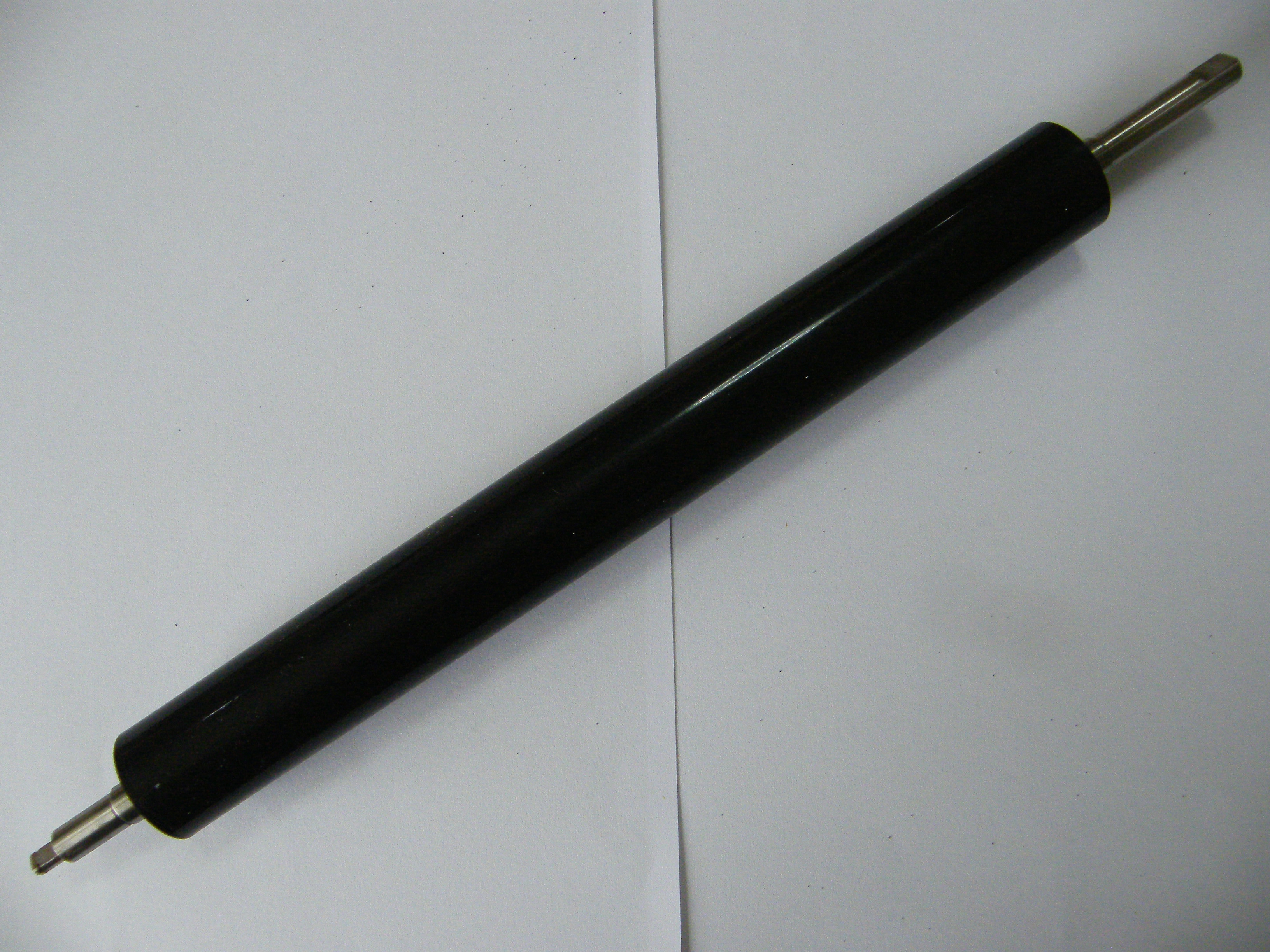 HP LPR-4700-000 ลูกยางความร้อน PRESSURE ROLLER FOR HP COLOR LASERJET 4700/4730/CM4730/CP4005 1,200 กรัม