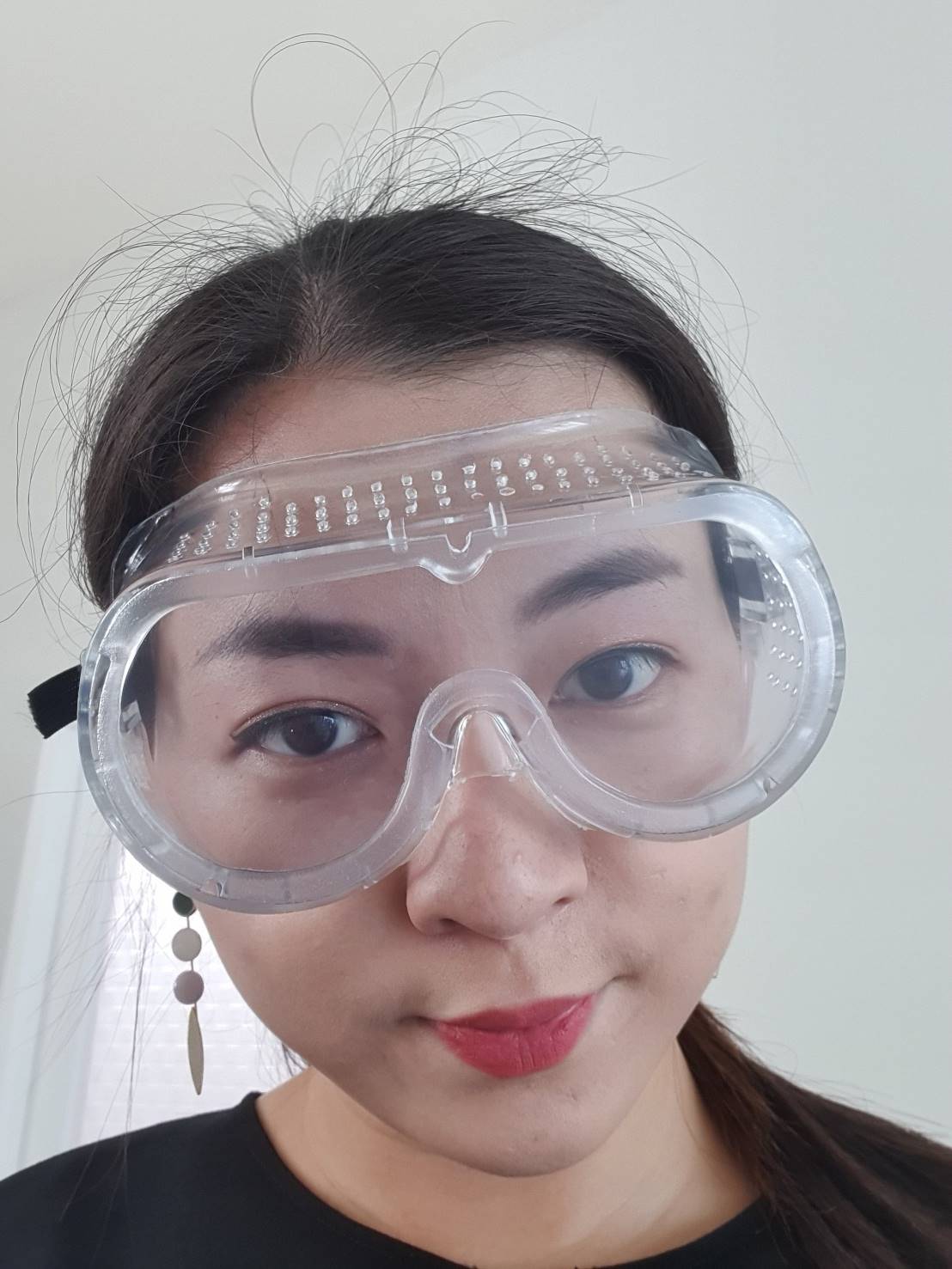 แว่นตากันเชื้อโรค ป้องกันความสะอาดที่ดวงตา (Safety Goggle)