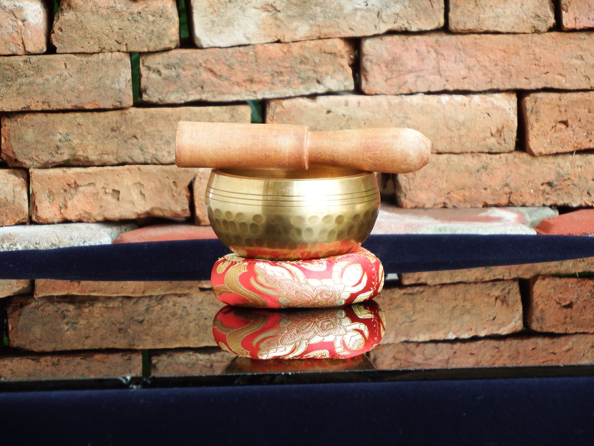 ขันทิเบต(ทองเหลือง) Tibetan Singing Bowl งานทำมือโดยช่างฝีมือชาวเนปาล (8 cm.)