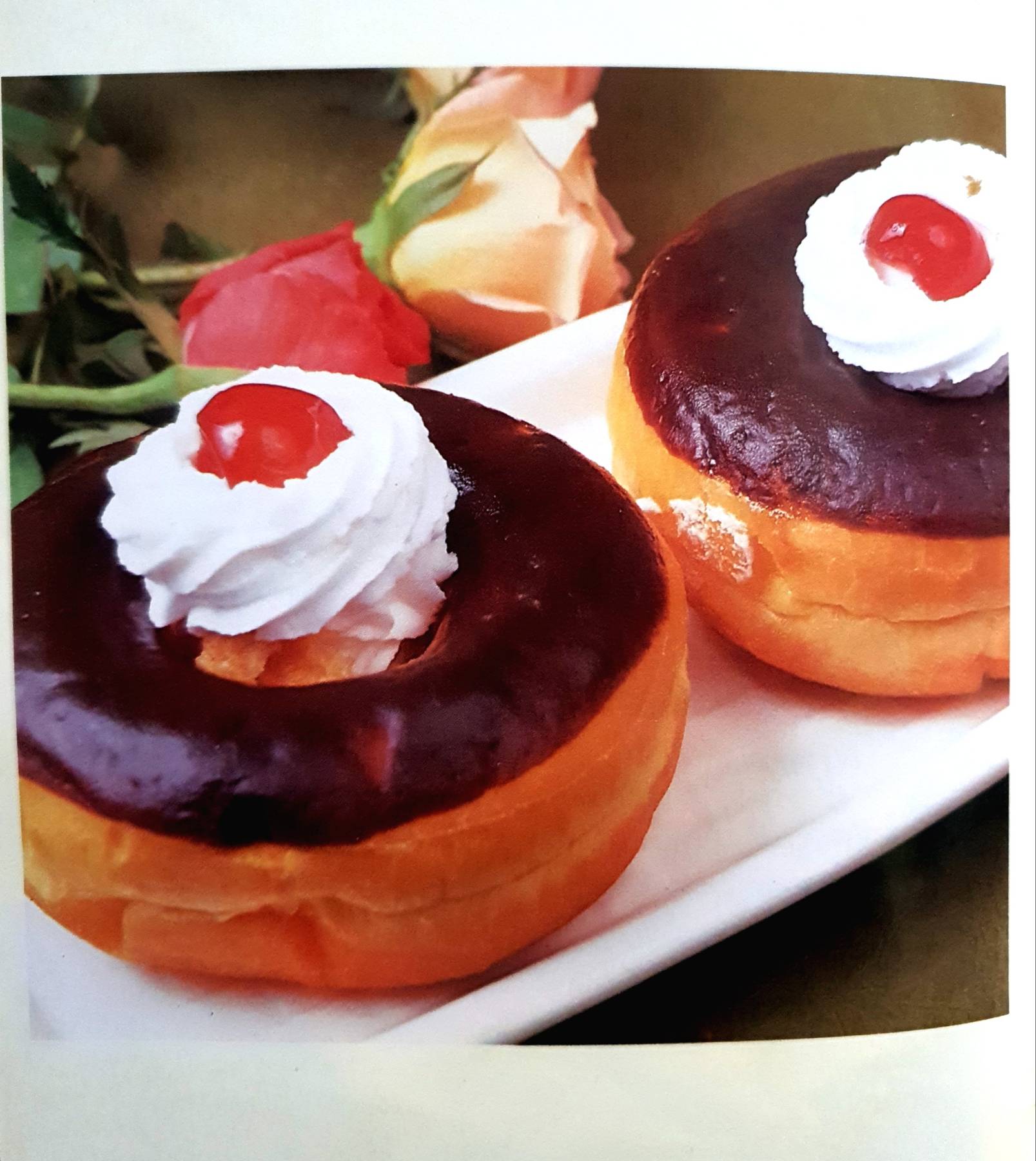 โดนัท - สูตรทำโดนัทแสนอร่อย สำนักพิมพ์ยูไนเต็ดท์บุ๊คส์ (UFM) - E L S Food Club