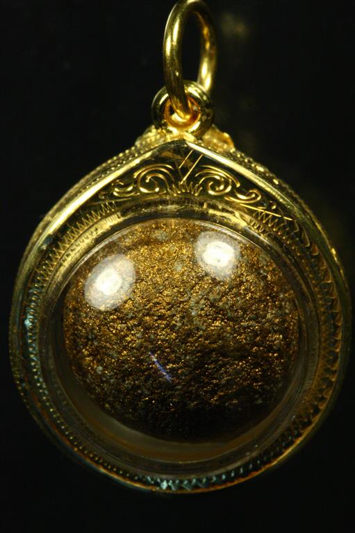 (6) ลูกอมผงพรายกุมาร บรอนซ์วานิช (น้ำมัน) เต็มๆ ขนาดใหญ่ 1.5 cm. เลี่ยมทอง