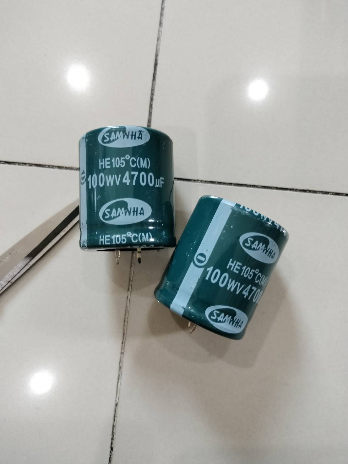 4700UF 100V SAMWHA 35*40 สินค้าพร้อมส่งจากไทย
