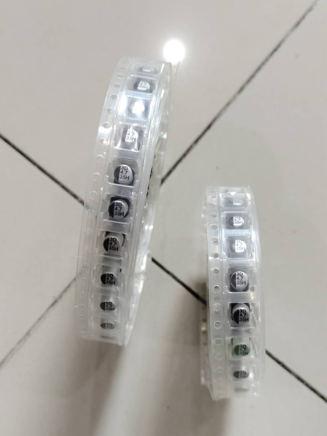 4.7UF 35V SMD 4*5 (1ชุด10ตัว)