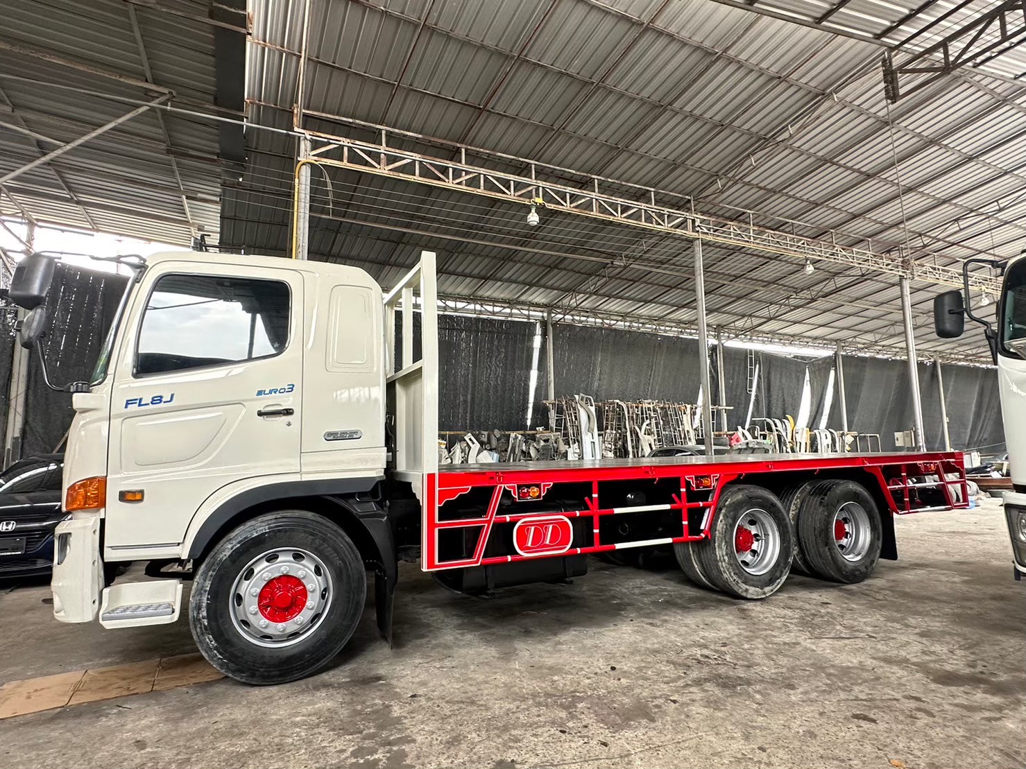 10ล้อพื้นเรียบ7.4 ม.FL8Jมี260แรงHINOปี59 เก็บงาน 1.75ล.4แสนโล