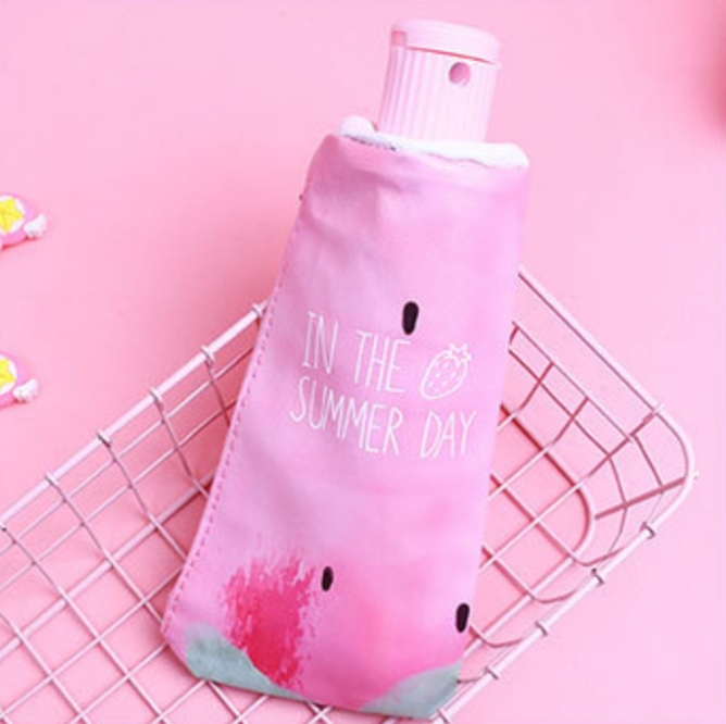 กระเป๋าดินสอสีชมพูสดใสด้วยลายสตอเบอรี่pinkในรูปหลอดยาสีฟันเก๋ไก๋