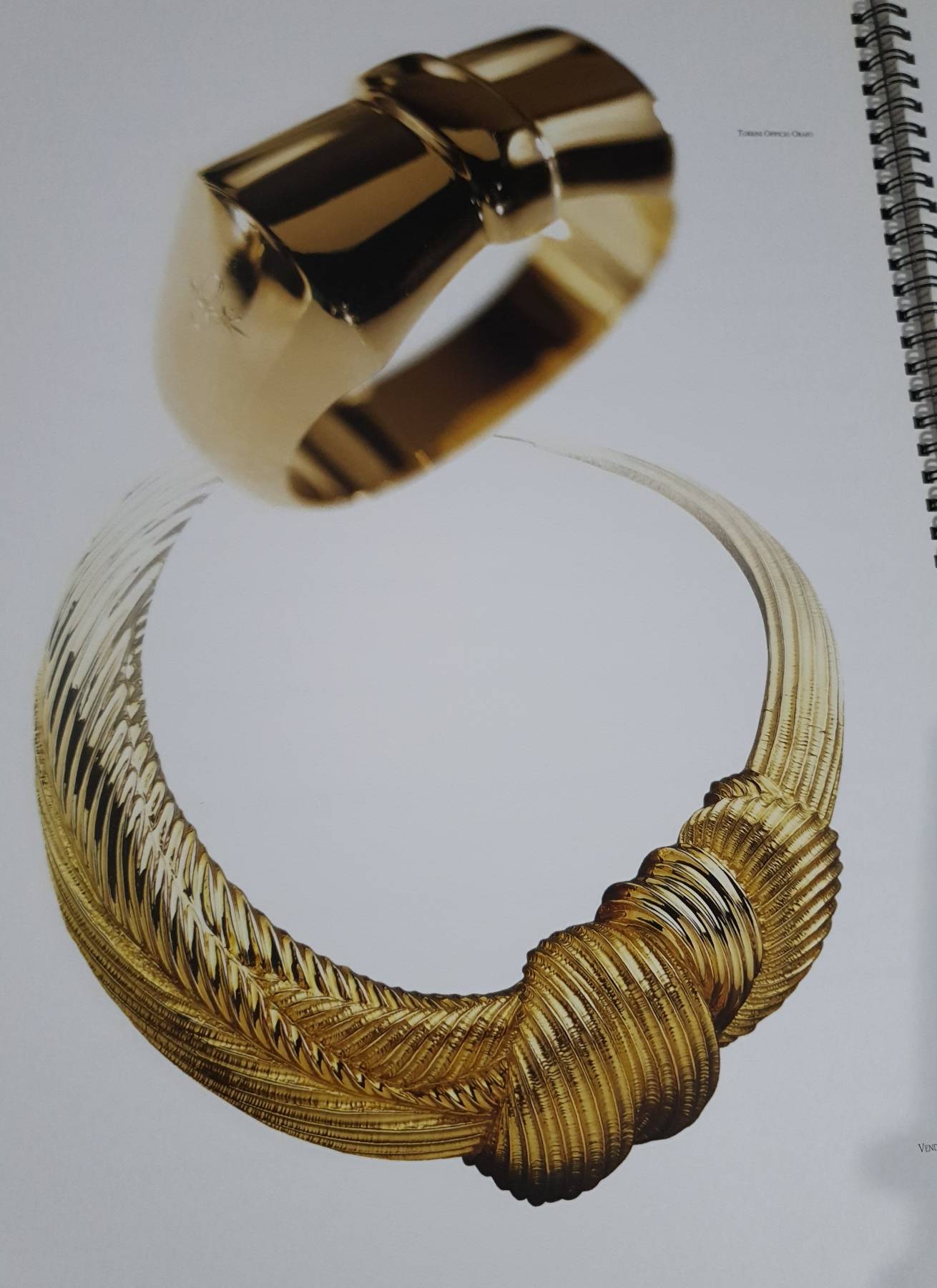 GOLD TRENDS 1994-95 , YOUR INDISPENSABLE GUIDE TO GOLD JEWELLERY DESIGN ENSURES YOUR PRODUCTS REFLECT CHANGING LIFE STYLE AND CONSUMER TASTES