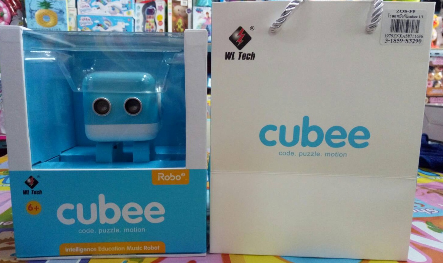 โรบอทบังคับcubee