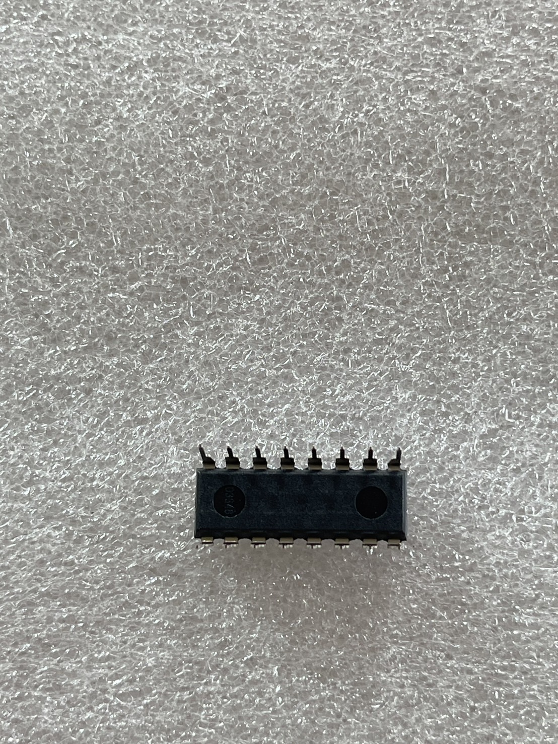 ULN2004A DIP (ราคา1ตัว)