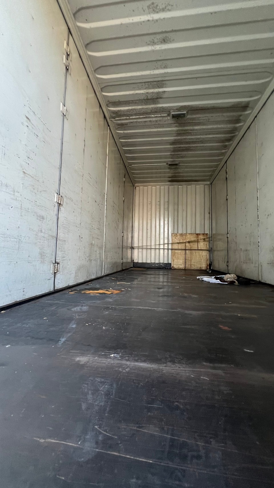 10ล้อตู้ทึบ10บาน6.2ม.NISSANนิสสันยูดี 254 แรงม้าปี48ตามสภาพ350,000บ4091มี3คัน(A)