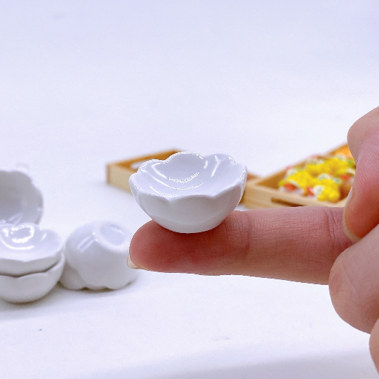 10 pieces Miniature Ceramic Bowl 22 mm.