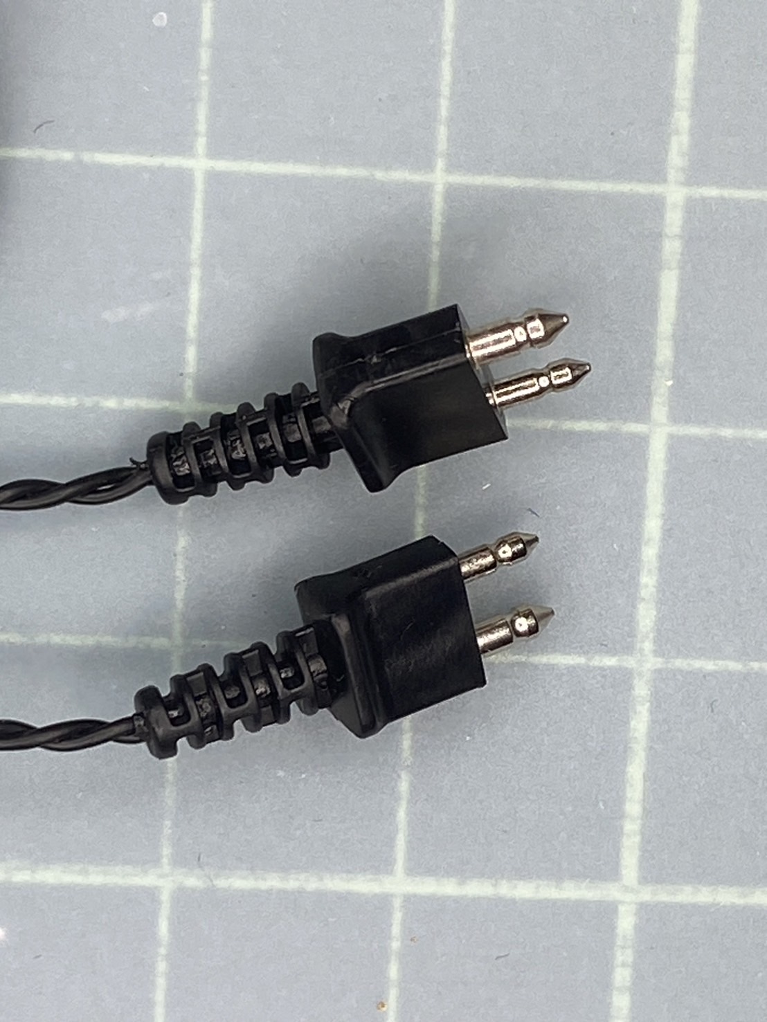 สายลำโพง Y3/2 ถักเกลียว สีดำ ใหม่