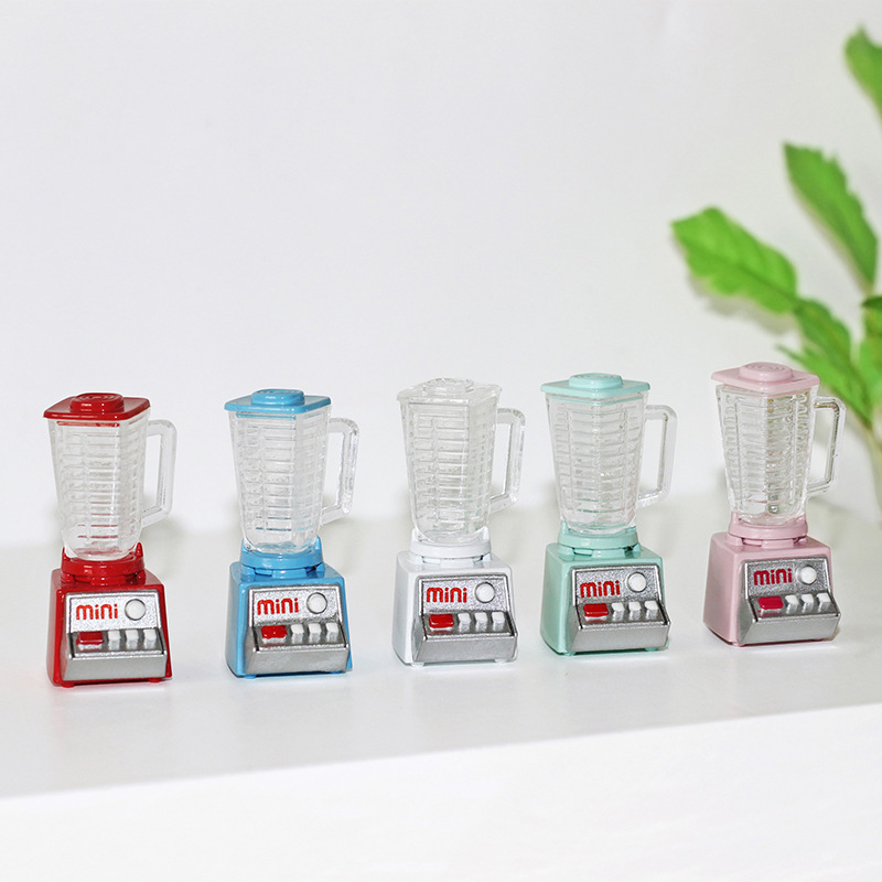 เครื่องปั่นผลไม้จิ๋วฐานสีฟ้าสำหรับตกแต่งบ้านตุ๊กตาหรือนำไปตกแต่งงานจากดินปั้นจิ๋วชุดครัวจิ๋ว