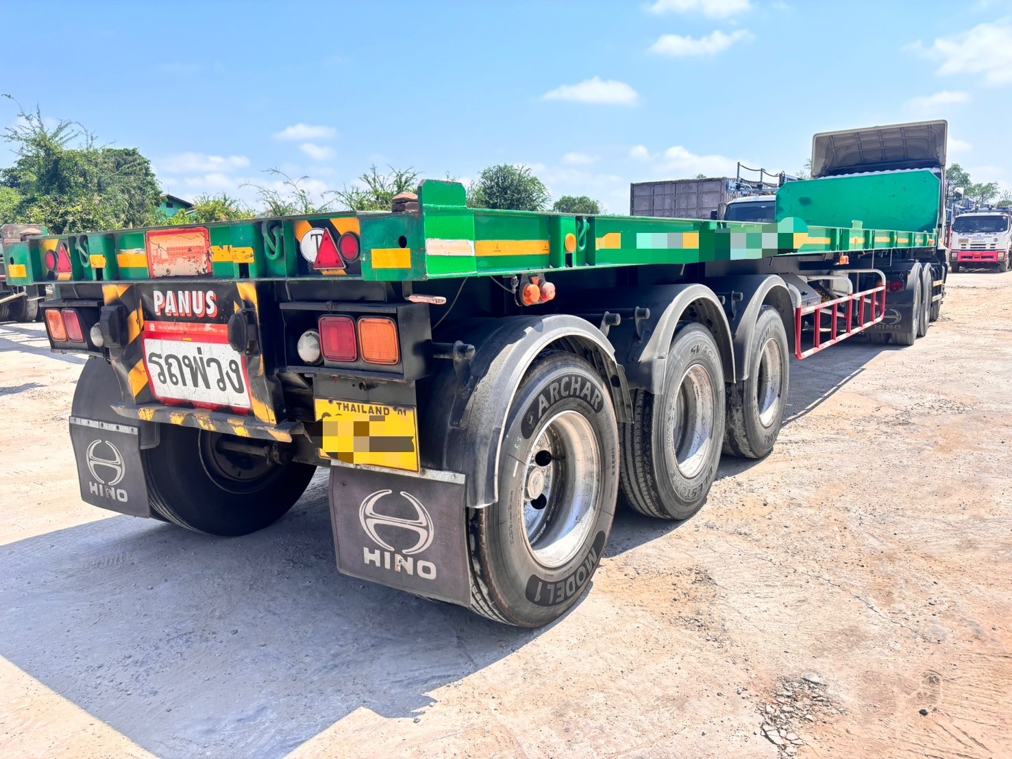 หางพื้นเรียบ3เพลา ย.12.5ม.ปี59พนัส นน.8800ก.ก. นนรวม25.5ตัน. ยาว12.5ม.ราคา450,000Pro355,000