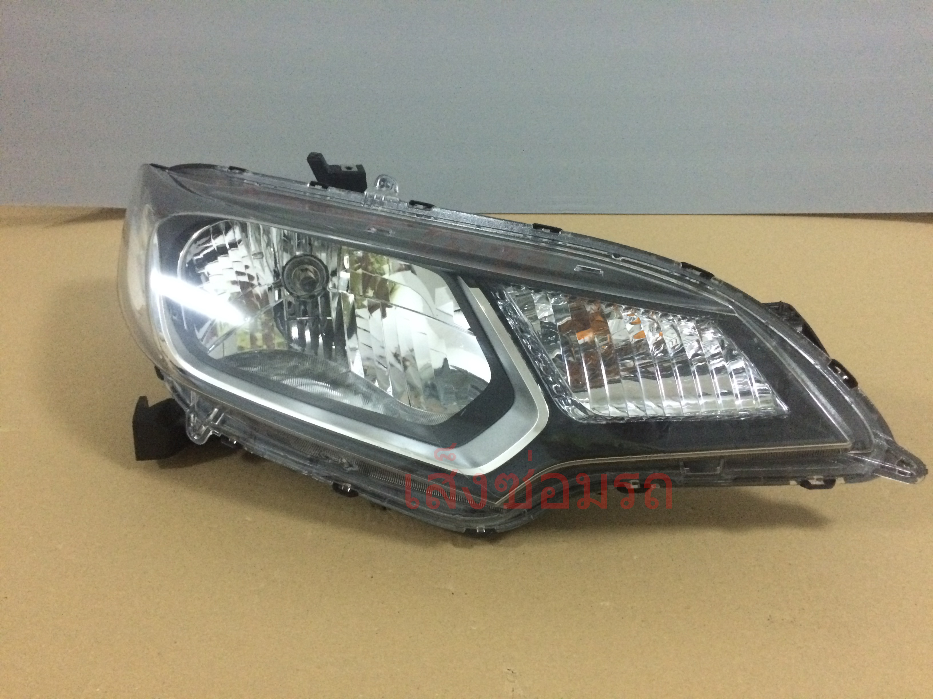 Headlight Honda Jazz GK 2015 - R