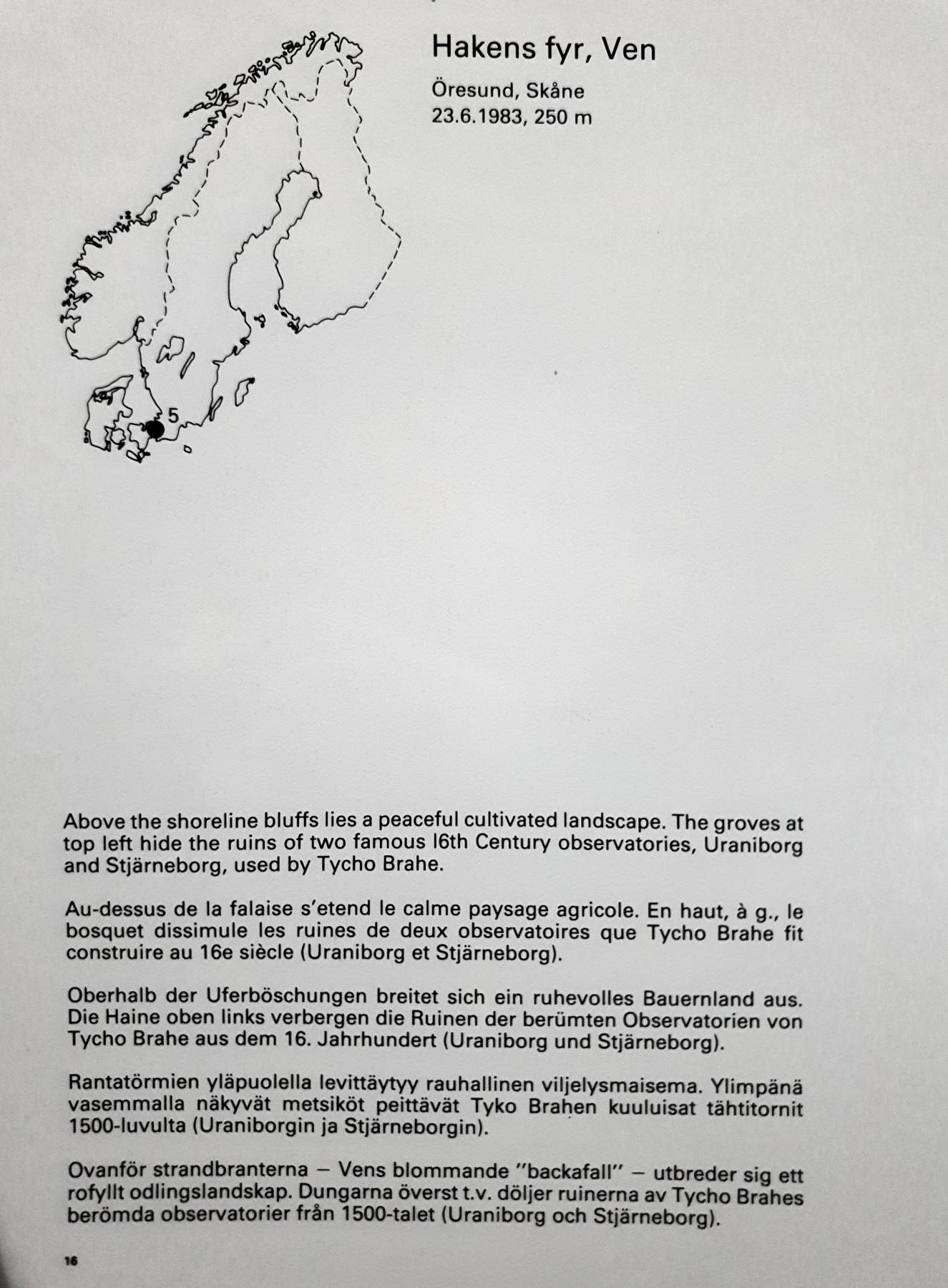 Sverige Hardcover, 1984 by Esselte Kartor (Author)