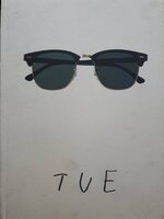 TUE (ตือบุ๊ค) Photobook โฟโต้บุ๊ค ฉบับพิเศษ รวบรวมผลงานตลอด 18 ปี