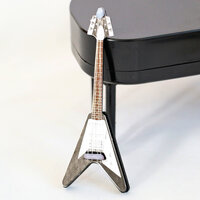 Dollhouse Dollhouse Classical Guitar กีตาร์ไฟฟ้ายอดนิยมสีขาว