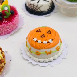 Miniature Cake 2.0 cm.