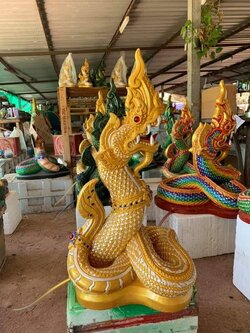 พญานาค สีเหลือง รุ่นทวีทรัพย์