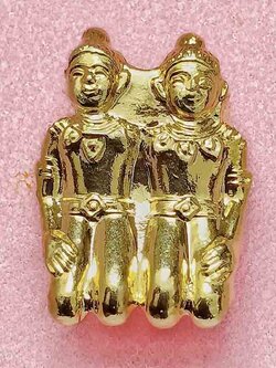 กัญหา-ชาลี ลป.หลิว วัดไร่แตงทอง พิมพ์กำไลเฉียง เนื้อกระหลั่ยทอง ปี 2536 นครปฐม