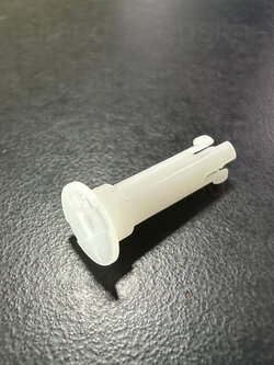 BROTHER LS4067001 เดือยล็อคชุดเฟืองขับชุดดึงกระดาษของแท้ศูนย์ GEAR SHAFT FOR BROTHER T220/T225/T300/T310/T420-T428/T500-T520/T700-T725/T800-T825/T910-925 400 กรัม