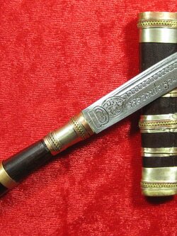 (26) มีดหมอหลวงพ่อคูณ วัดบ้านไร่ ปี 36 (ด้ามไม้ฝักไม้) ออกที่วัดประโดก อ.เมืองนครราชสีมา ปี 2536