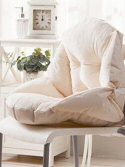 สีขาวครีม