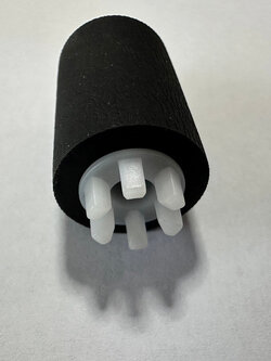 ยางแยกกระดาษ SAMSUNG SL-M4030ND/SL-M4080FX/SL-K4250RX/SL-K4350LX/SL-K7400GX/SL-X4250LX/SCX-8030ND/SCX-8230NA JC93-00175A 300 กรัม