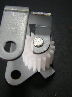 RB1-0350 ARM SWING GEAR FOR HP LASERJET 4+/EX/4M/5/5M 500 กรัม