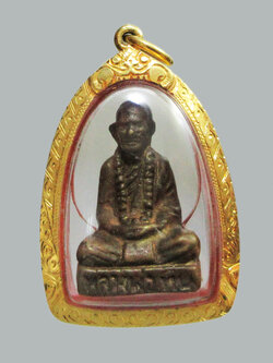 รูปหล่อหลวงพ่อทบ พิมพ์ 94 ปี สร้างปี 2516 พิธีเสาร์ห้า สภาพสวย ลูกประคำเต็ม เรียงเม็ด เลี่ยมทองพร้อมบูชาครับ / 4