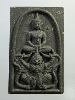 (23) พระสมเด็จทรงครุฑ หลวงปู่ผาด วัดไร่ ปี 2554 เนื้อว่านกากยายักษ์