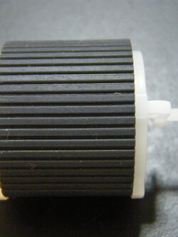 EPSON/KONICA MINOLTA 1265510 PICKUP ROLLER FOR EPSON EPL-5700/5800/5900/6100/6200/KONICA MINOLTA PAGEPRO 1300W/1350/1380/1390 500 กรัม