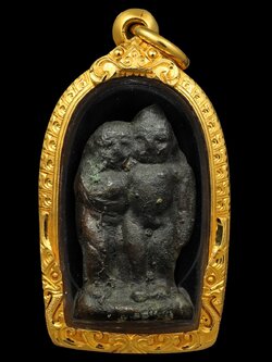 รูปหล่อกัณหาชาลี รุ่นแรก หลวงพ่อคล้อย วัดบางไกรนอก เนื้อทองผสม ปี 2491 จ.นนทบุรี พิมพ์สามขา (นิยม) เลี่ยมทองหนาๆ พร้อมบูชา