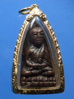 ลป.ทวด เตารีด อาปาเช่เล็ก ปี 05 เลี่ยมทองกันน้ำพร้อมบูชา