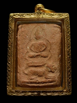 พระกรุ หลวงพ่อผาด พิมพ์ขี่เสือ เนื้อดิน วัดดงตาล พร้อมเลี่ยมทองสั่งทำ สภาพสวยเดิมๆ...