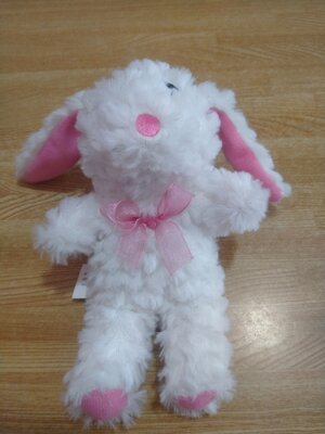 พวงกุญแจตุ๊กตาผ้ากระต่าย