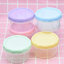 กล่องเก็บของสด ขวดกลมขนาด260ml ฝาครอบสีโปร่งใสกลมปิดผนึกกล่อง DIY กล่องเก็บของดินเหนียวเบา โถ